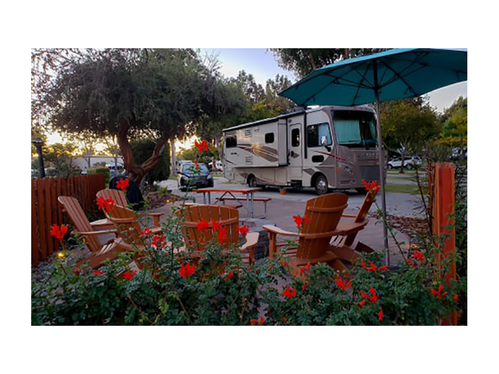 Winnebago Vista parked at KOA in San Diego