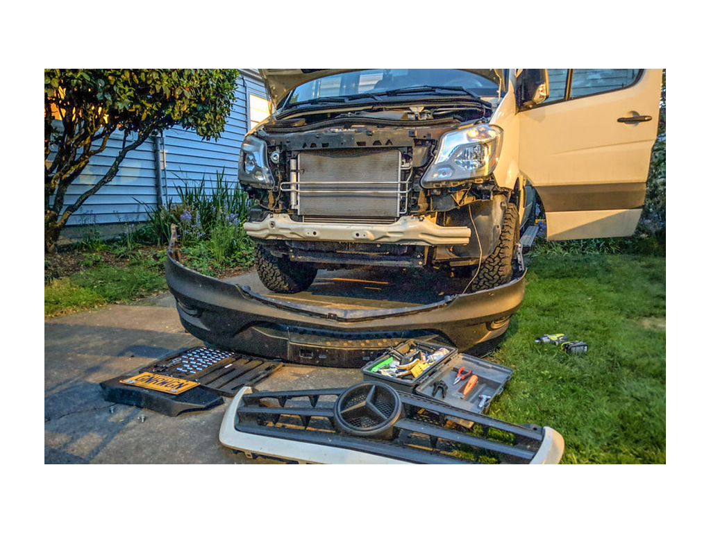 Gnar Wagon with bumper torn off for installation 