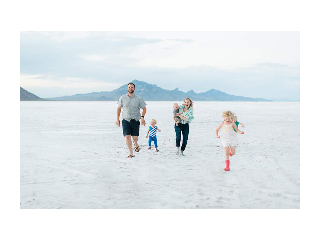 Wages family running at the salt flats