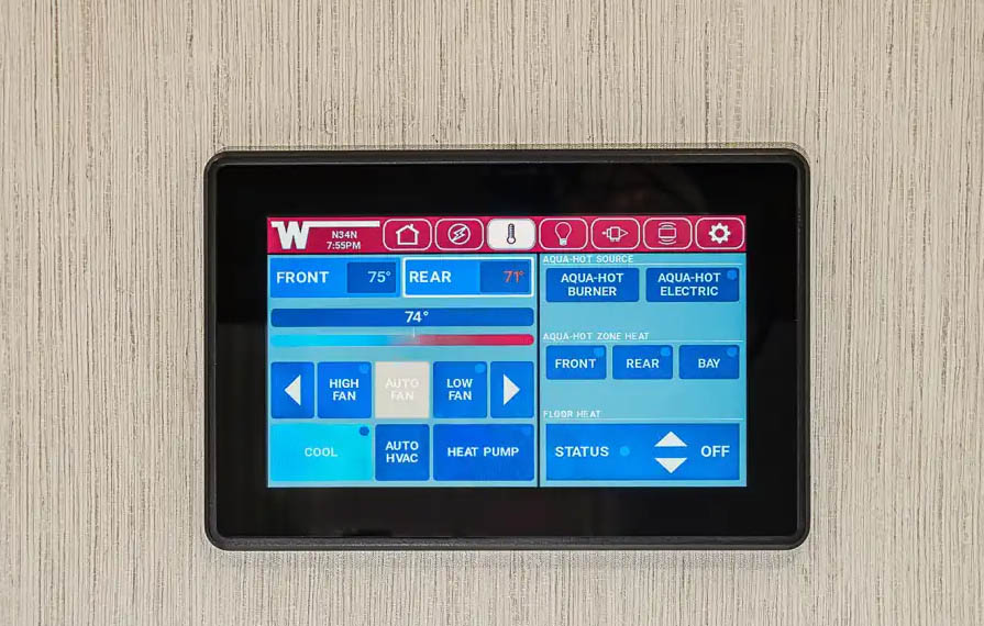 RV Tech: Modern Amenities of Home Available in Winnebago RVs