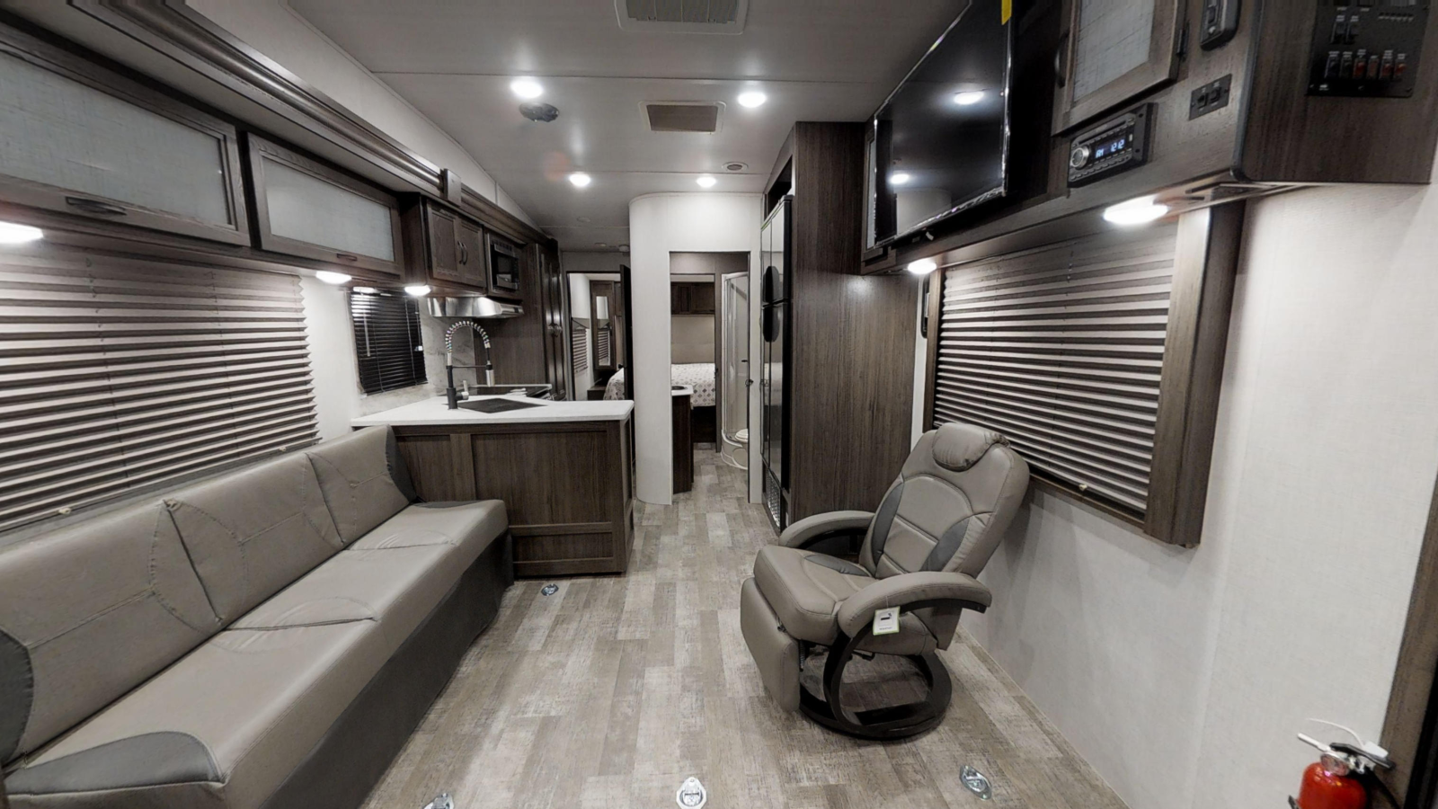 Spyder Travel Trailer RV | Winnebago