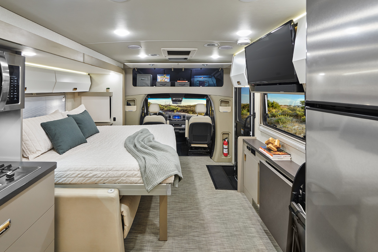Winnebago View & Navion 24T | Class C Motorhomes