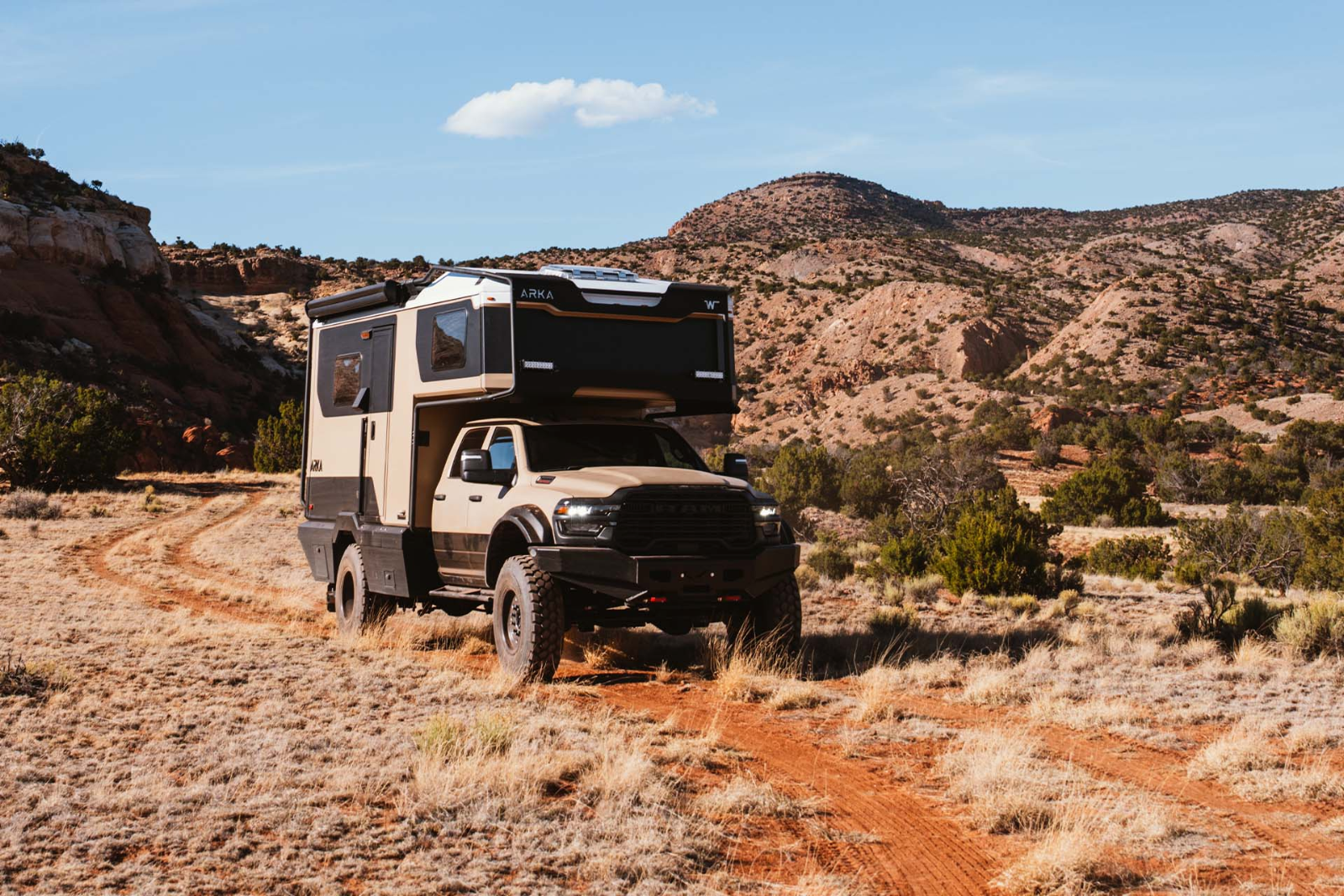 Arka Modular Winnebago ARKA 20Z Floorplan | Modular Off-Road RV for 4