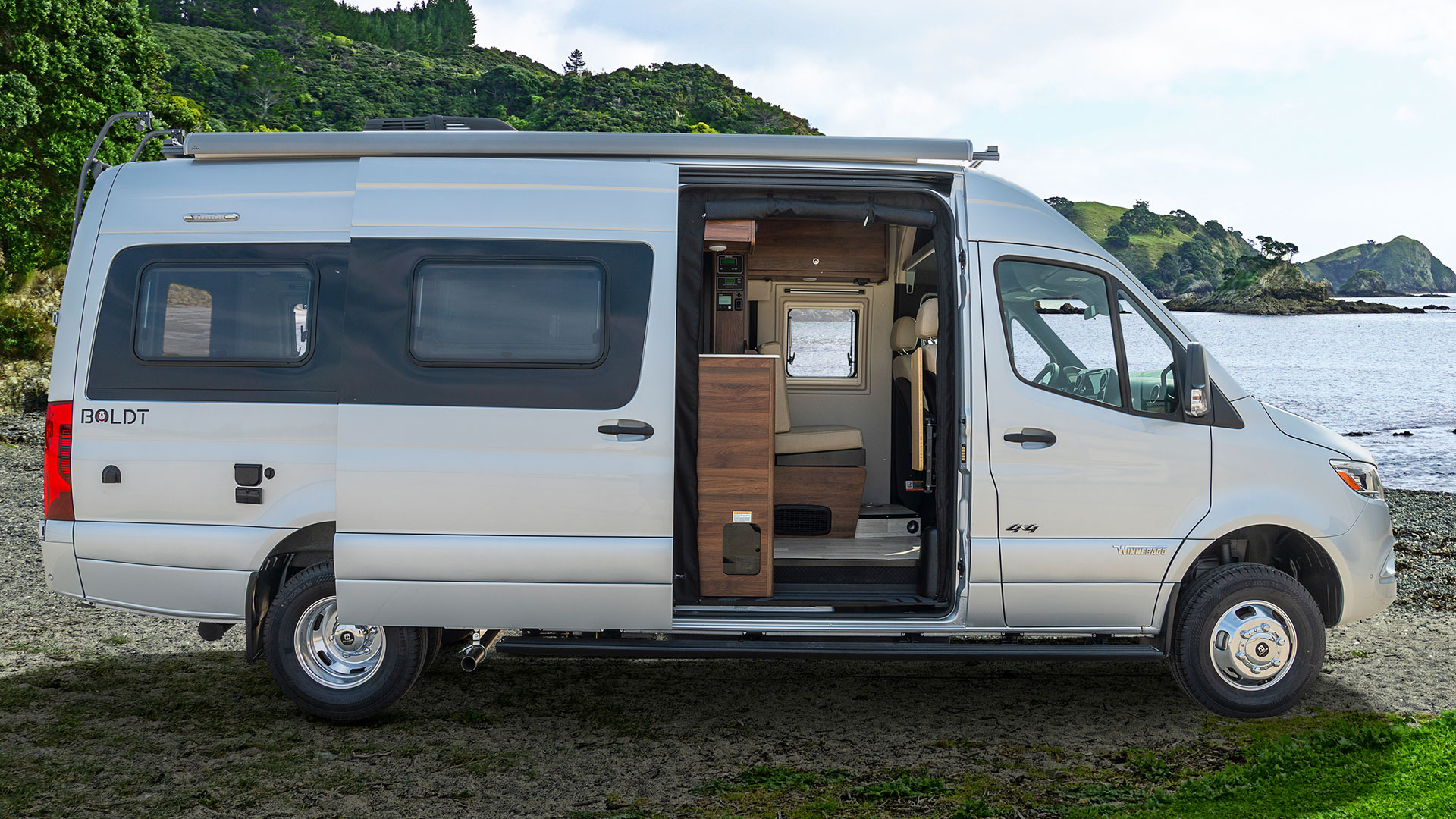 2026 Winnebago Boldt 70A photo 7
