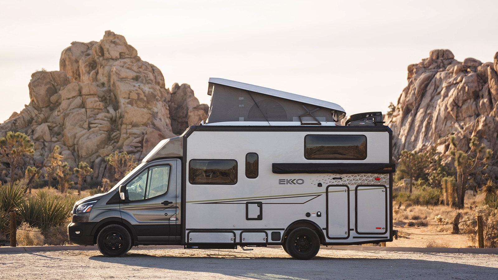 2026 Winnebago EKKO Sprinter 23B photo 7