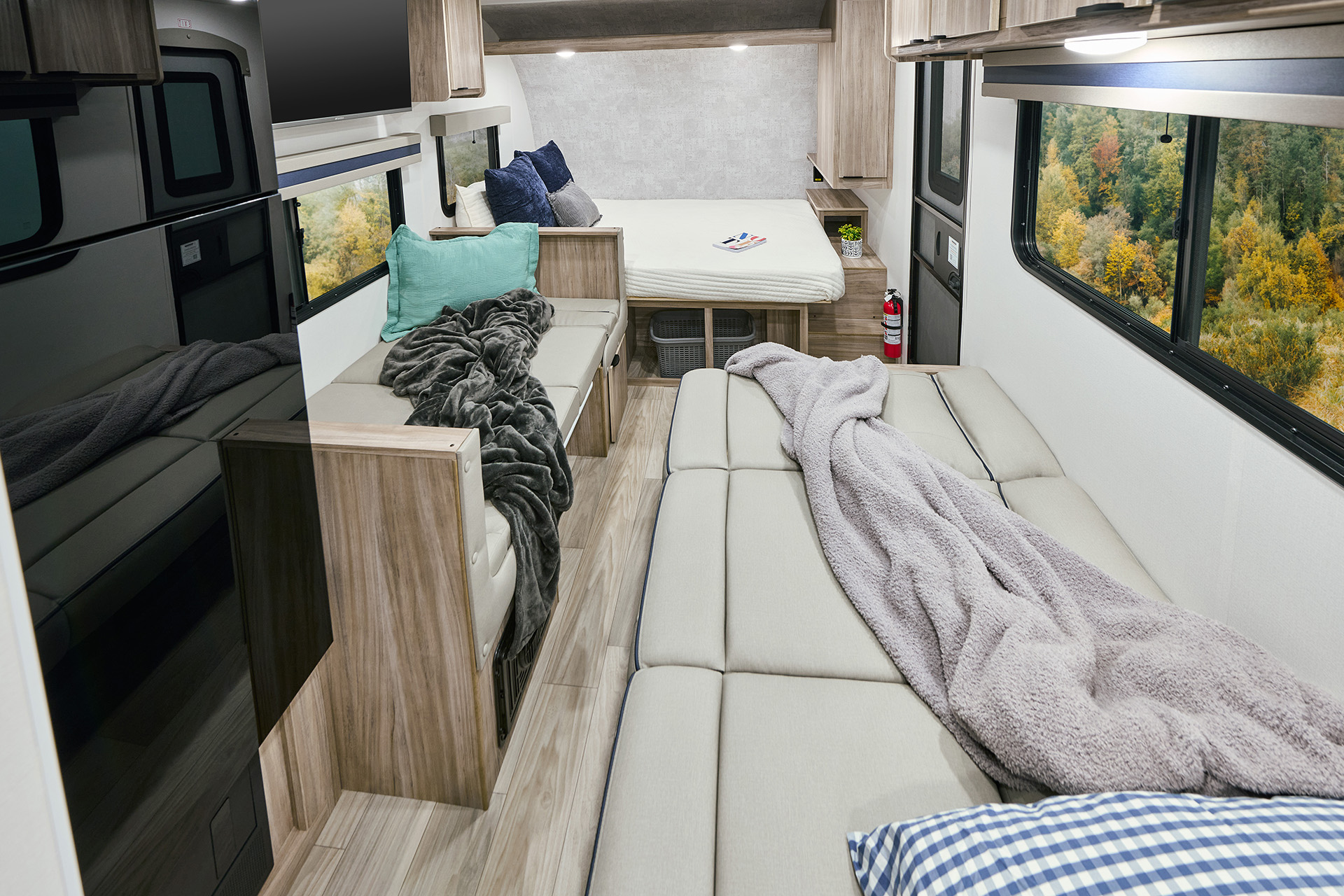 2026 Winnebago Access 18RK — Beds in Access 18RK